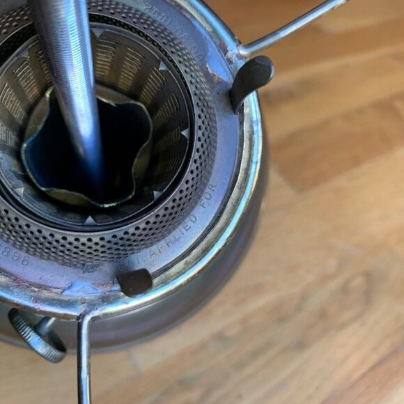 Antique Miller Vestal brass table lamp, electrified - Picture 9 of 10